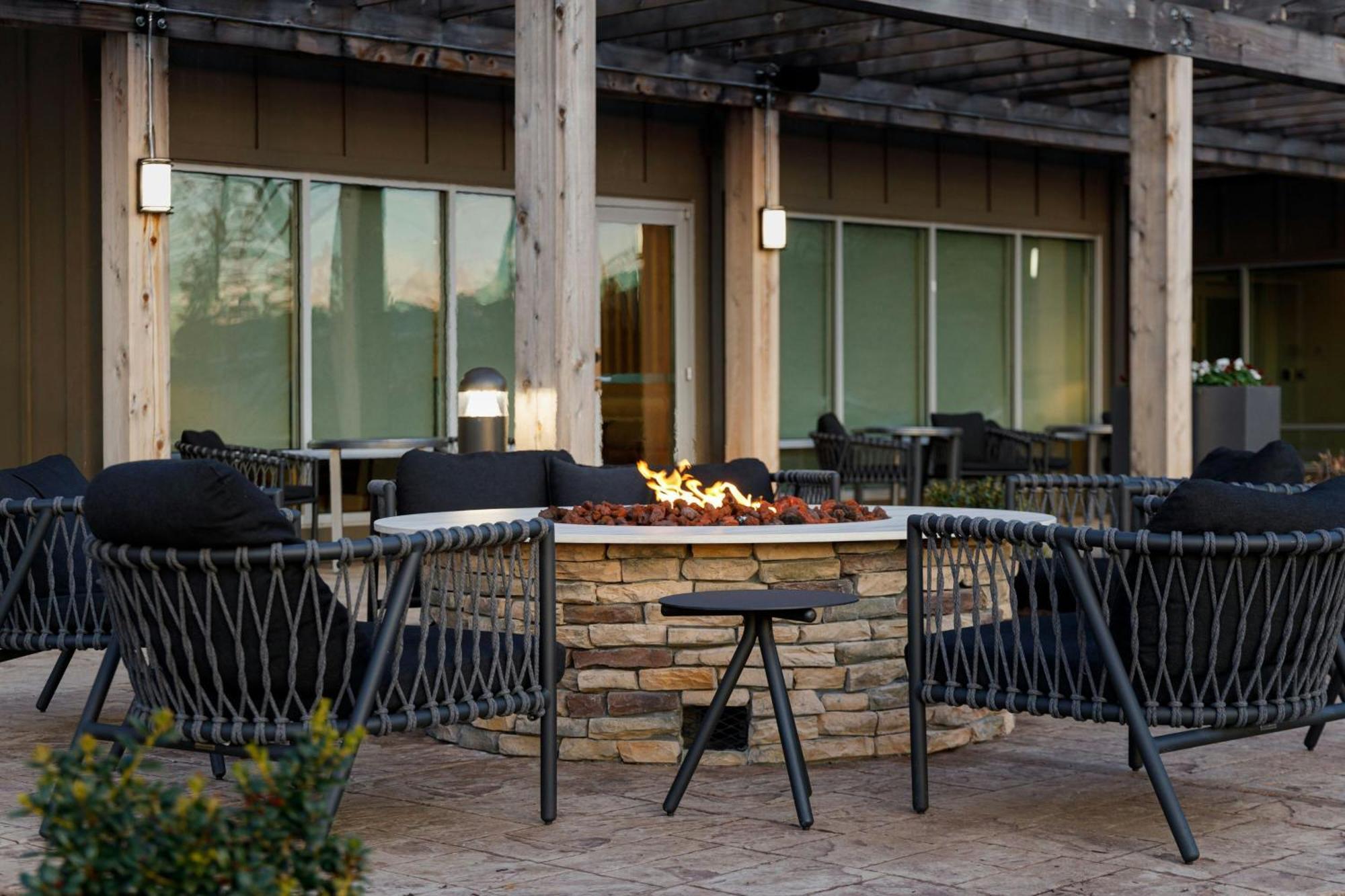 Towneplace Suites By Marriott Chattanooga South, East Ridge Eksteriør billede